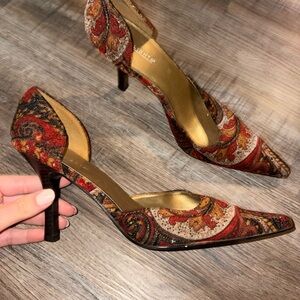 Paisley Patterned Women's velvet Heels